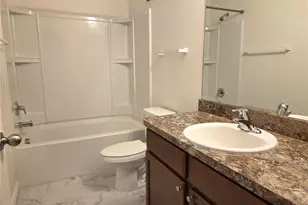 926 Aspen View Cir, Groveland, FL 34736 - Photo 5