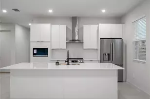 446 Skyfield Ct, Lady Lake, FL 32159 - Photo 11