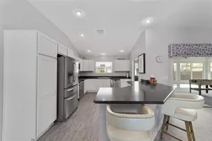 3335 Rohan Rd, Oxford, FL 34484 - Photo 15