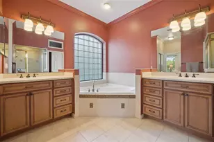 3292 Seven Seas Dr, Tavares, FL 32778 - Photo 17