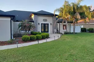 336 Lakecrest Dr, Tavares, FL 32778 - Photo 53