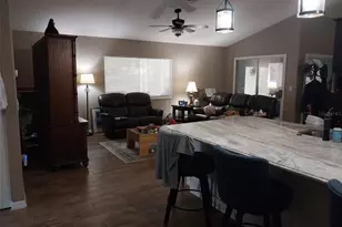 336 Lakecrest Dr, Tavares, FL 32778 - Photo 9