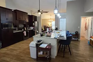 336 Lakecrest Dr, Tavares, FL 32778 - Photo 25