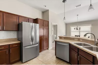 2247 Shanewood Court, The Villages, FL 32162 - Photo 7