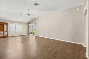 2247 Shanewood Ct, The Villages, FL 32162 - Photo 9