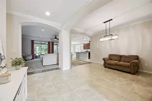 588 Autumn Ash Dr, Clermont, FL 34715 - Photo 5
