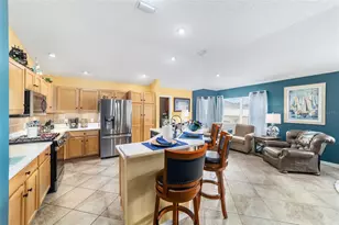 7809 SE 171st Harleston St, The Villages, FL 32162 - Photo 11