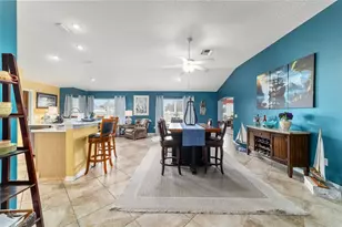7809 SE 171st Harleston St, The Villages, FL 32162 - Photo 9