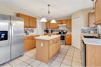 16012 Lanesboro Court, Clermont, FL 34711 - Photo 7