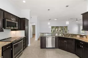 3984 McDowell Dr, The Villages, FL 32163 - Photo 17