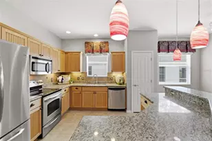 976 Shellbark Way, The Villages, FL 32162 - Photo 5