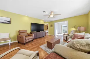 741 Hernandez Dr, The Villages, FL 32159 - Photo 11