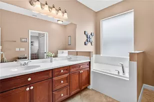 8927 Bridgeport Bay Cir, Mount Dora, FL 32757 - Photo 25