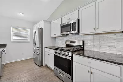 5548 Millican Avenue, The Villages, FL 32163 - Photo 15