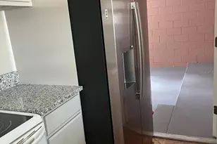 2701 S Dellwood Dr, Eustis, FL 32726 - Photo 9