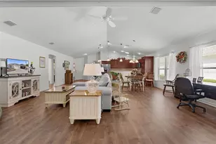 9224 SE 168th Cook Pl, The Villages, FL 32162 - Photo 9