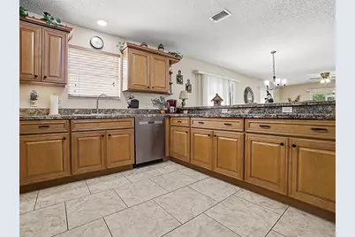 8830 SE 168th Sedgwick Place, The Villages, FL 32162 - Photo 3