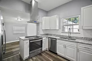 105 W Stevens Ave, Eustis, FL 32726 - Photo 15