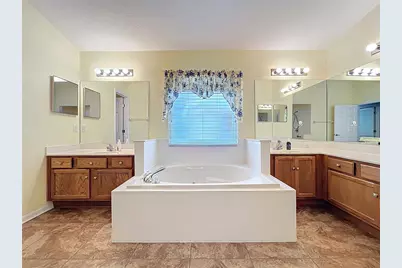 4822 Sawgrass Lake Circle, Leesburg, FL 34748 - Photo 33