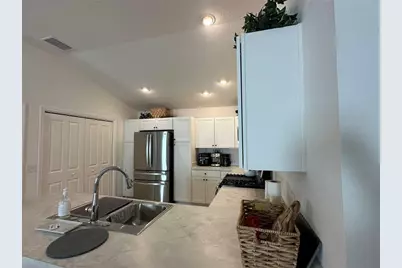 1557 Ferry Place, The Villages, FL 34762 - Photo 5