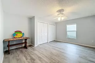 1738 Augustine Dr, The Villages, FL 32159 - Photo 13