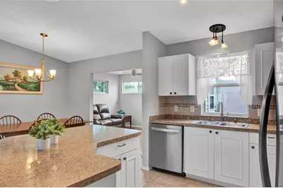 807 Camino Del Rey Drive, The Villages, FL 32159 - Photo 9