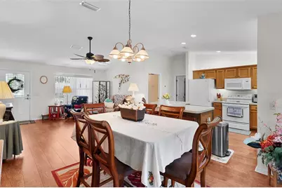 915 Haretison Avenue, The Villages, FL 32162 - Photo 13