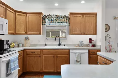 915 Haretison Avenue, The Villages, FL 32162 - Photo 15