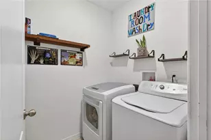 2454 Norwood Pl, Tavares, FL 32778 - Photo 19