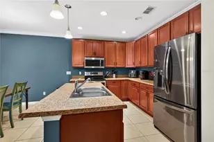 2454 Norwood Pl, Tavares, FL 32778 - Photo 5