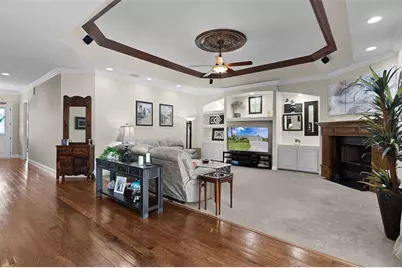 2254 Isleworth Circle, The Villages, FL 32163 - Photo 19