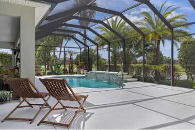 2254 Isleworth Circle, The Villages, FL 32163 - Photo 9
