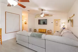 1044 Arbor Hill Cir, Minneola, FL 34715 - Photo 5