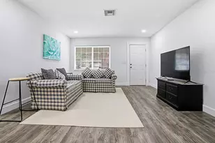 9074 N Golfview Dr, Citrus Springs, FL 34434 - Photo 7