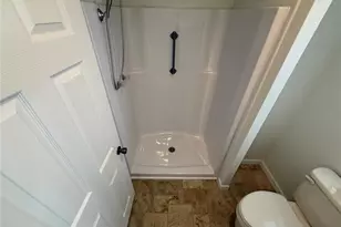 8 Robin Rd, Wildwood, FL 34785 - Photo 27