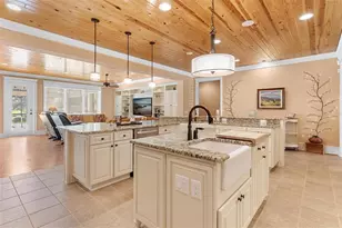 10615 NE 104th Cir, Oxford, FL 34484 - Photo 11