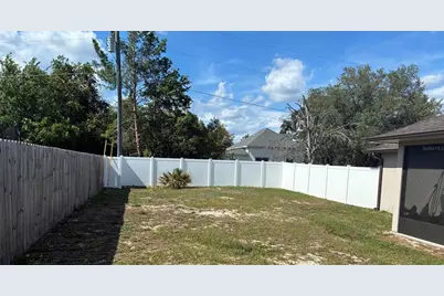 40551 E 5th Avenue, Umatilla, FL 32784 - Photo 11