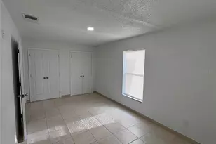 1053 Scott St, Clermont, FL 34711 - Photo 5