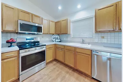 1521 Hollyberry Place, The Villages, FL 32162 - Photo 7