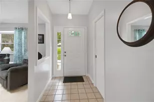 335 River Glass Ct, Leesburg, FL 34788 - Photo 9