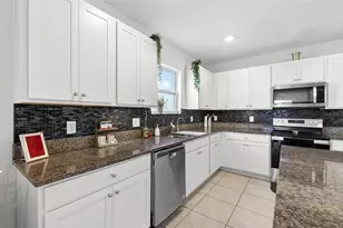 9649 Black Walnut Dr, Clermont, FL 34715 - Photo 13