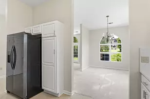 1256 Avenida De Las Casas, Lady Lake, FL 32159 - Photo 7