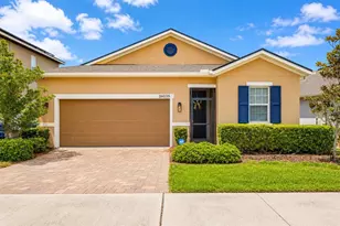 2012 Sloans Outlook Dr, Groveland, FL 34736 - Photo 1