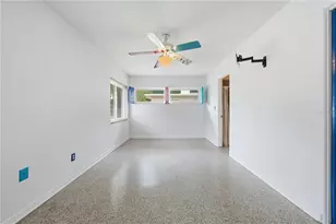 126 E Magnolia Ave, Howey in the Hills, FL 34737 - Photo 31