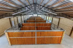 1285 NW 102nd Blvd, Wildwood, FL 34785 - Photo 3