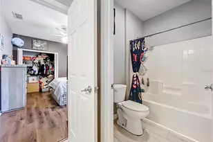 135 Blackstone Creek Rd, Groveland, FL 34736 - Photo 43