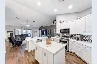 135 Blackstone Creek Rd, Groveland, FL 34736 - Photo 21