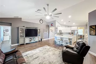 135 Blackstone Creek Rd, Groveland, FL 34736 - Photo 15