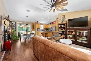 750 Eden Pl, The Villages, FL 32162 - Photo 17