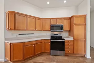 2409 Morven Park Way, The Villages, FL 32162 - Photo 11